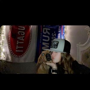 Meet your Posher, Addison